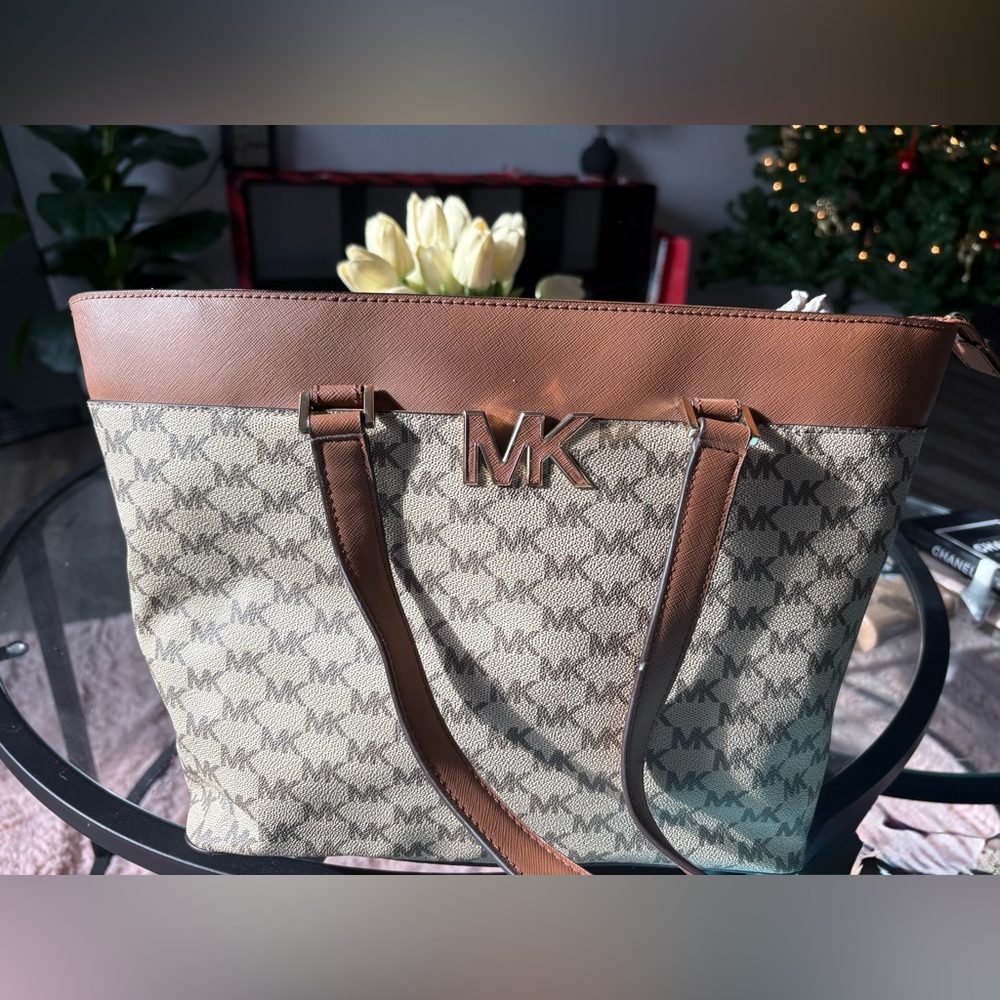 Michael Kors Florence Tan and Cream Signature Tote